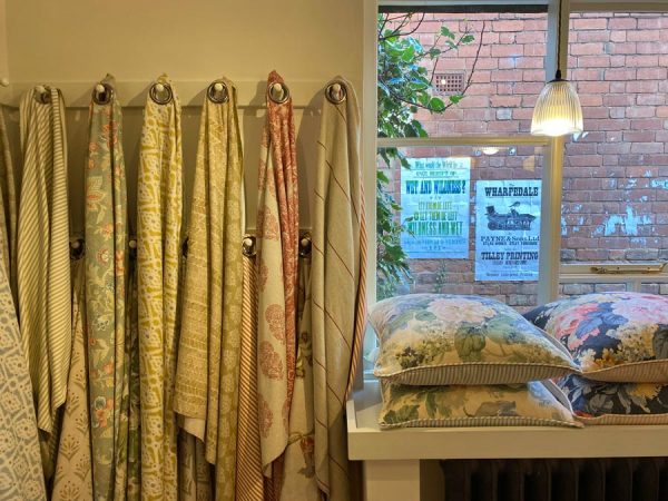 Tinsmiths Made to Measure - Handmade Curtains and Blinds