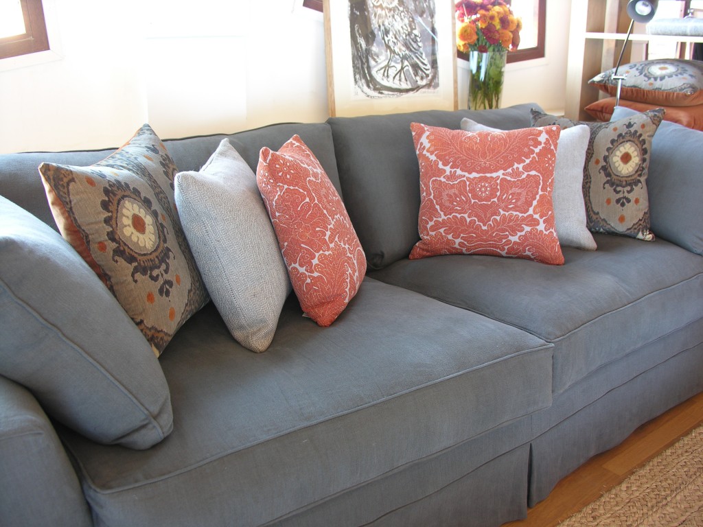 A washable 100% linen loose cover on our showroom sofa